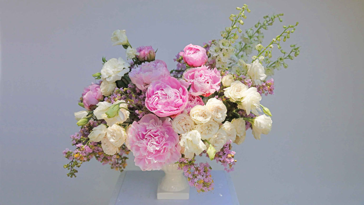 Add Peony & Lisianthus